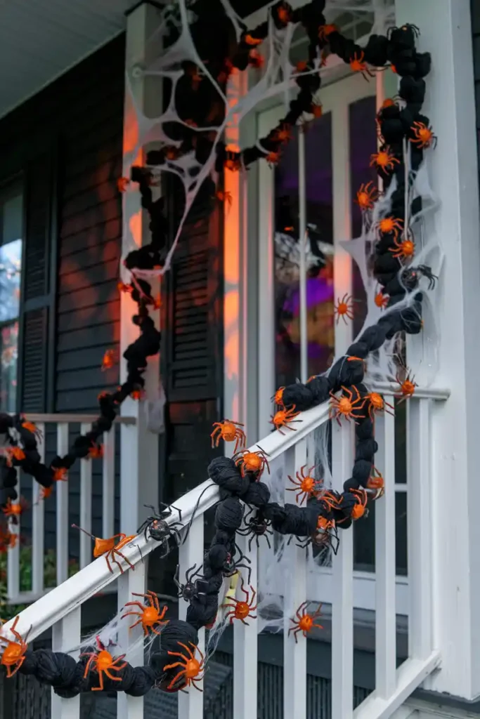 Spooky Spider Garland-halloween front porch ideas