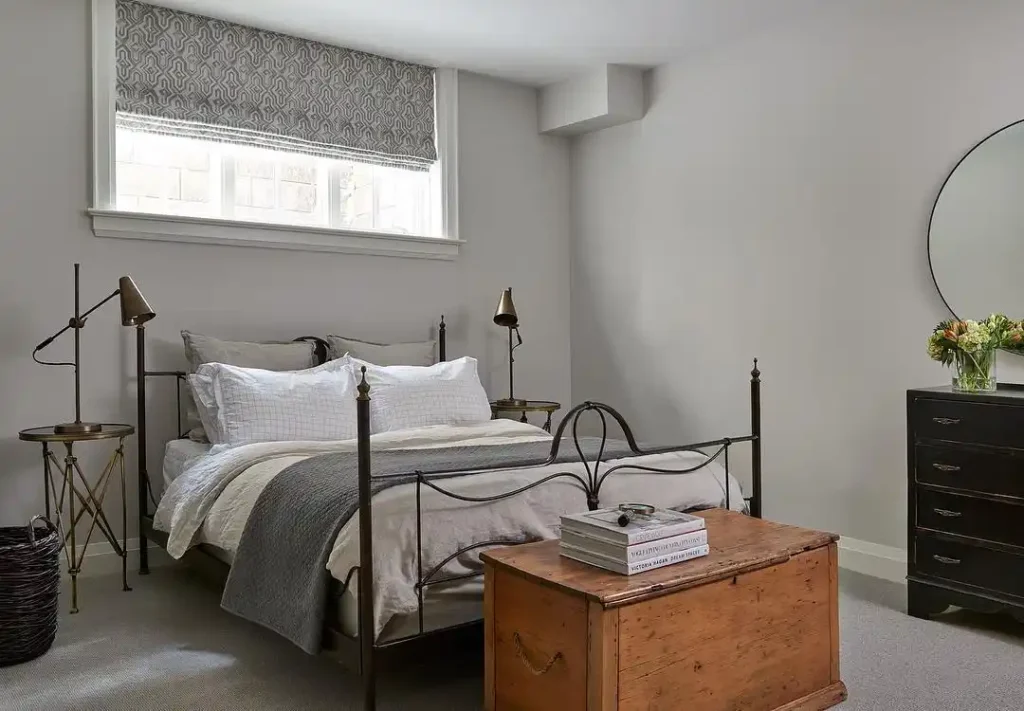 gingham bedding, rustic side table, and heart-shaped décor.
